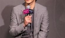 日本娱乐博主爆料小栗旬,揭秘明星背后的故事