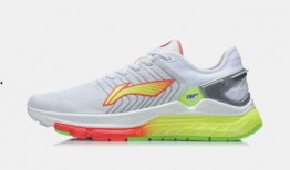 李宁跑鞋最新爆料,科技升级，引领运动潮流！”