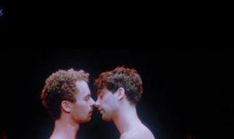 同船爱歌在线观看