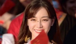 导演爆料迪丽热巴视频,揭秘拍摄现场精彩瞬间