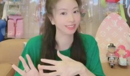 青岛富婆爆料视频,揭秘奢华生活背后的真相